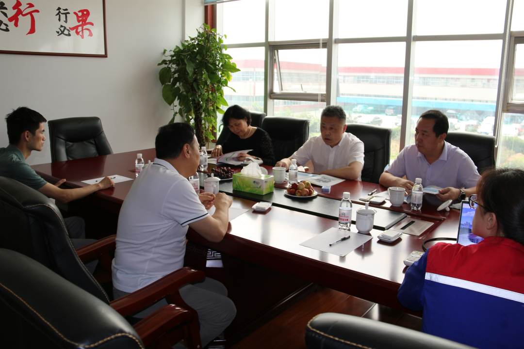 中國肉類協(xié)會常務(wù)副會長兼秘書長陳偉一行蒞臨銳智考察調(diào)研 中國肉類協(xié)會常務(wù)副會長兼秘書長陳偉一行蒞臨銳智考察調(diào)研