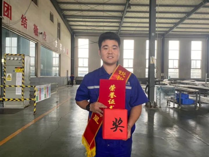 銳智首位創(chuàng)新積分突破20分人物-李洋