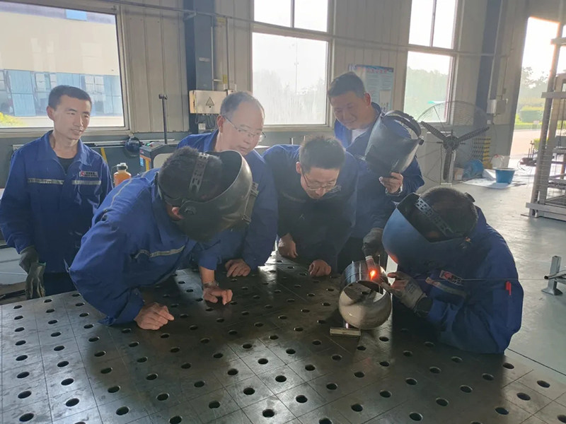 《提升技能，鑄就未來：公司焊工技能培訓(xùn)火熱進(jìn)行》