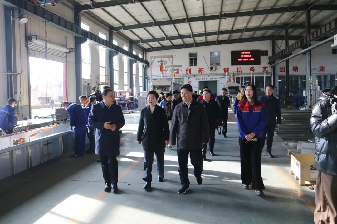 市政協(xié)黨組書記、主席孟慶斌一行赴銳智智能開展調研指導工作